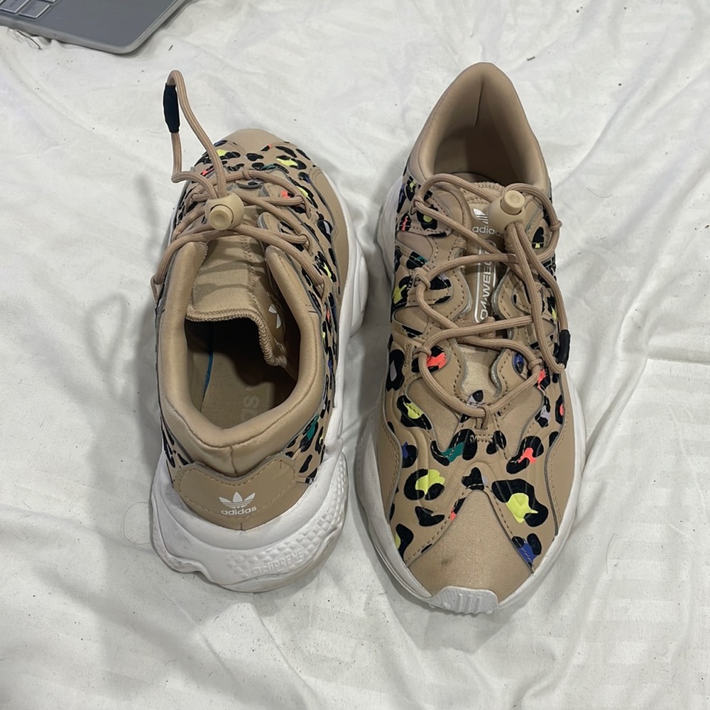 Adidas Ozwego